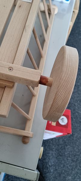 Dřevěný vozík pro děti – žebřiňák malý celý dřevěný POŠKOZENÝ KUS