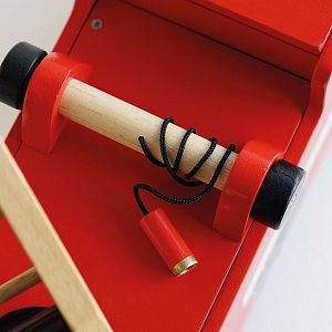 Dřevěné hasičské auto s příslušenstvím