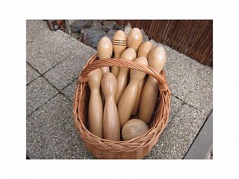 Dřevěné bowlingové kuželky na zahradu 35 cm